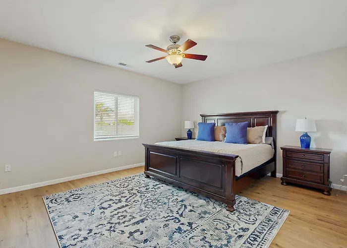 Holiday home Paradise Peoria